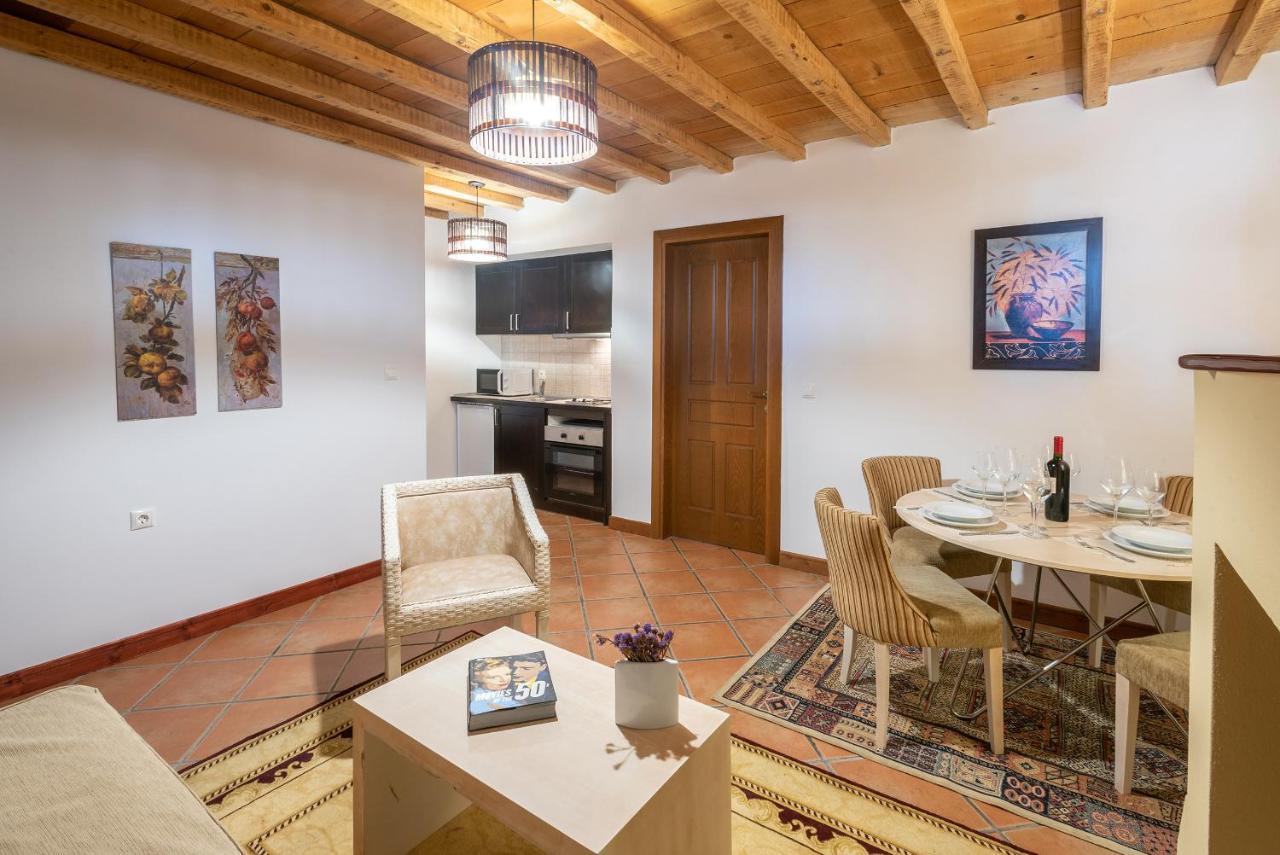The Varos Residences Hotel Extérieur photo